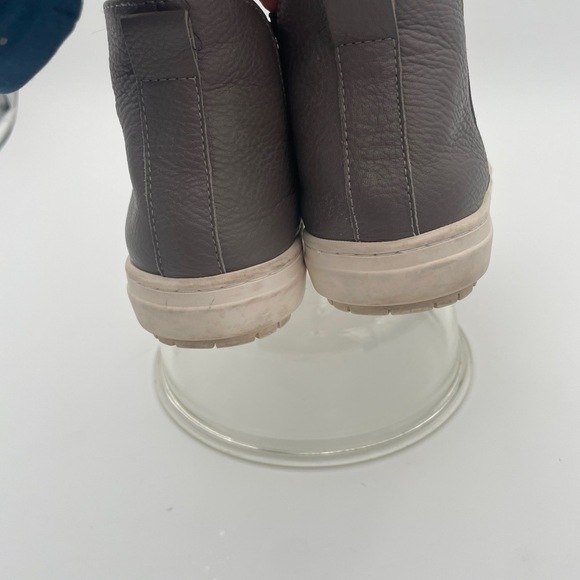 J/slide Gray Slip On Bootie boot Supple Leather Elastic Panel Womens Shoes 6 - Picture 4 of 12